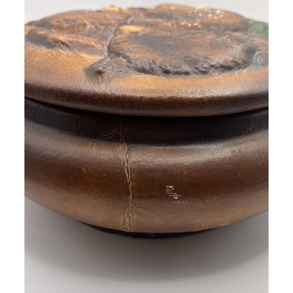 Tannereye Leathered Covered Box Bears on Lid Used - Picture 6 of 15